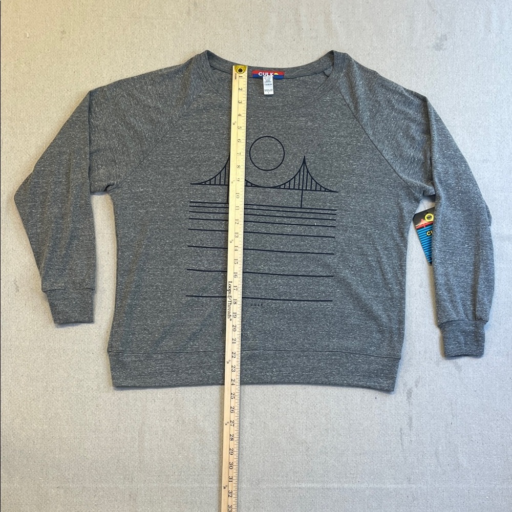 CULK USA Gray Graphic Sweatshirt Large Minimalist Pullover NWT - Picture 6 of 7